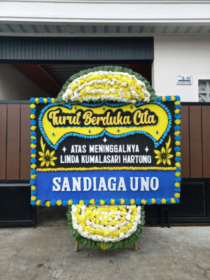 Papan Bunga Duka di Candipuro